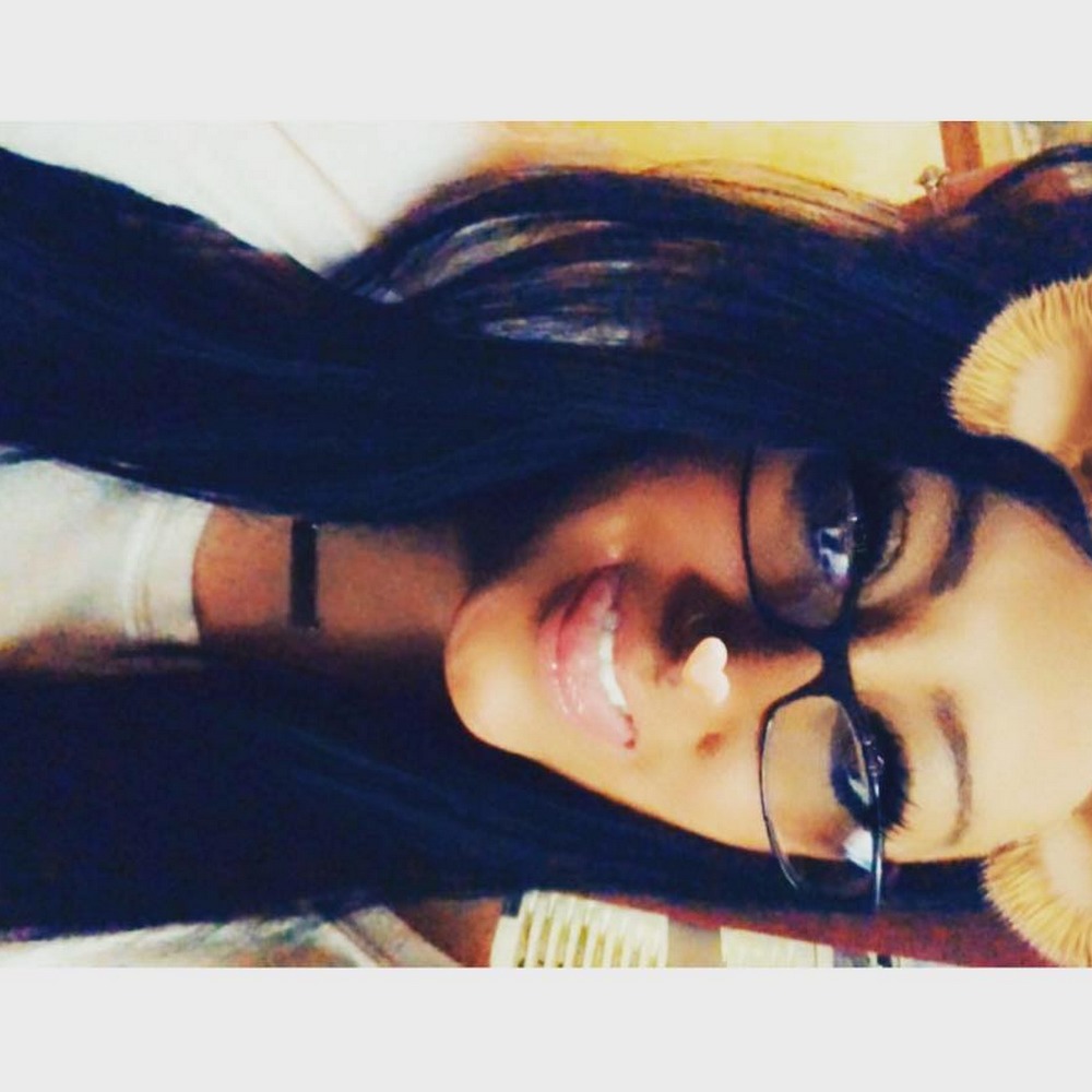 Meet your Posher, Jenn